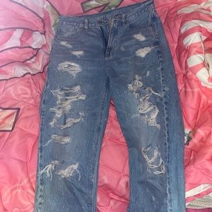 Brand new worn once mom jeans bleached light wash ripped